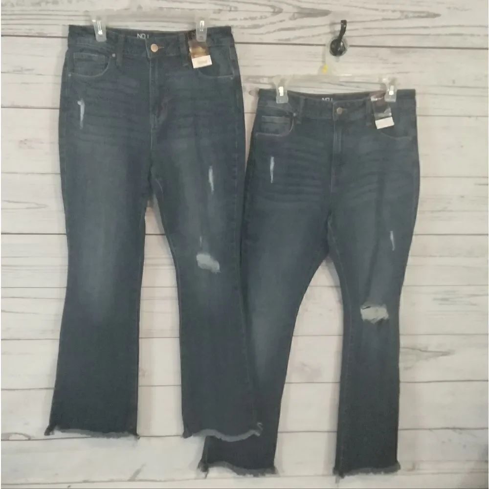 NWT: "No Boundaries" woman's jeans